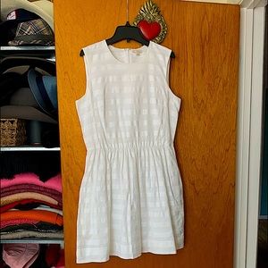 100% cotton white sundress with pockets! the best for summer!